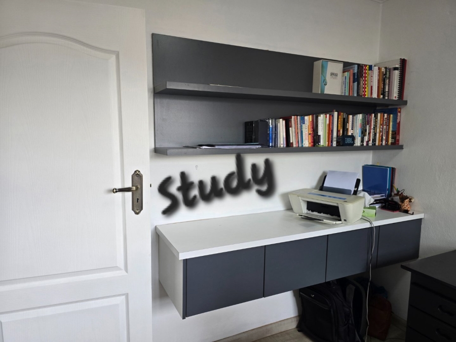 To Let 5 Bedroom Property for Rent in Comet Gauteng