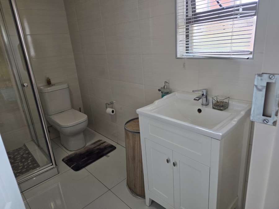 To Let 5 Bedroom Property for Rent in Comet Gauteng