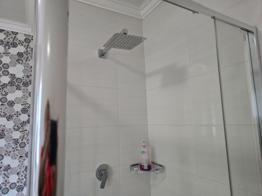 To Let 5 Bedroom Property for Rent in Comet Gauteng