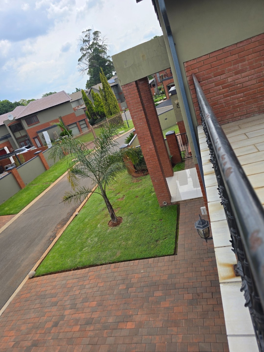 To Let 5 Bedroom Property for Rent in Comet Gauteng