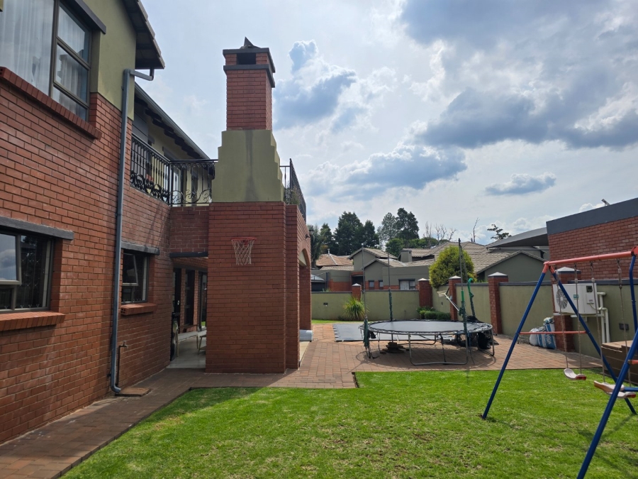 To Let 5 Bedroom Property for Rent in Comet Gauteng