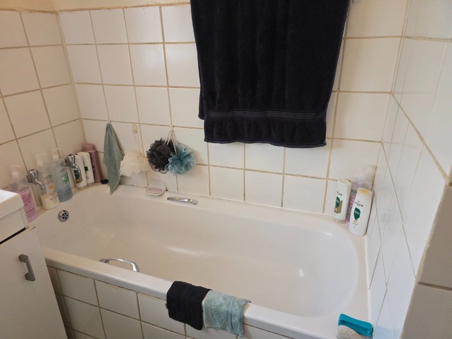 To Let 2 Bedroom Property for Rent in Witfield Gauteng