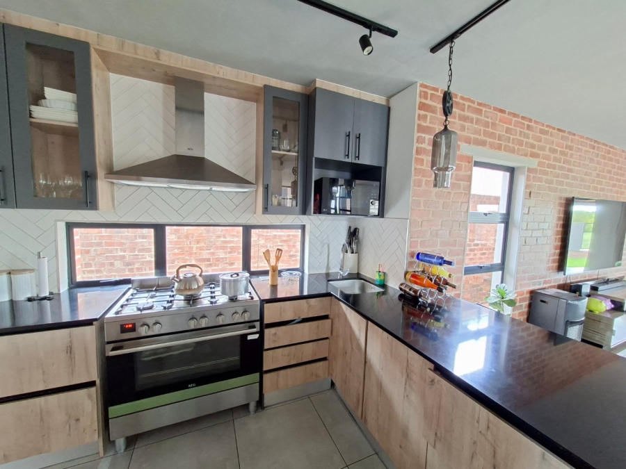 3 Bedroom Property for Sale in Six Fountains Residential Estate Gauteng