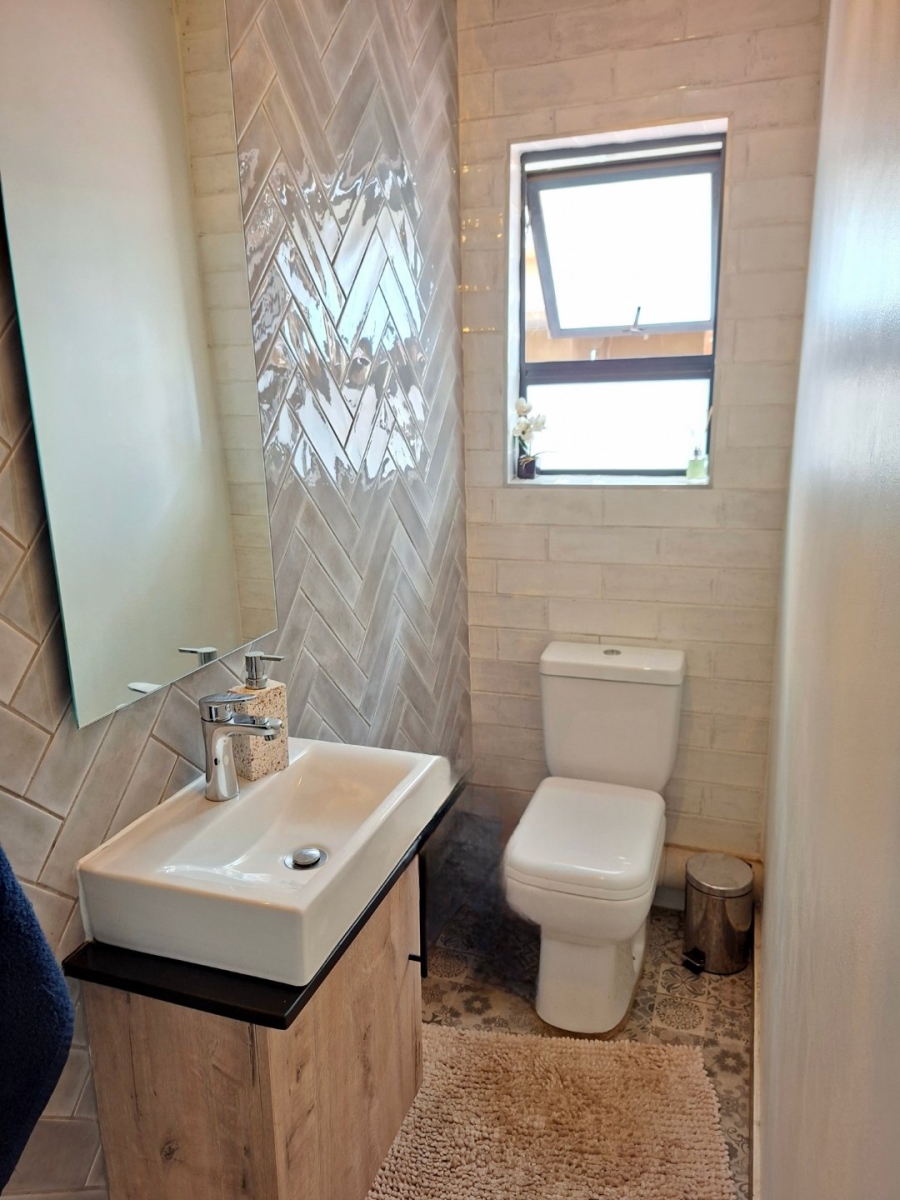 3 Bedroom Property for Sale in Six Fountains Residential Estate Gauteng