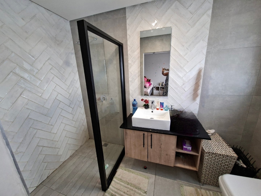 3 Bedroom Property for Sale in Six Fountains Residential Estate Gauteng