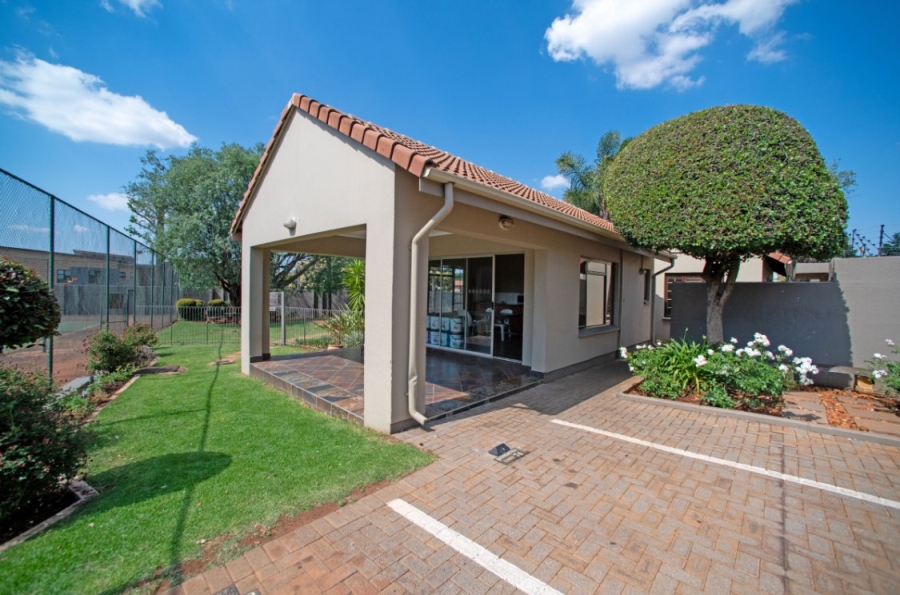 2 Bedroom Property for Sale in Bedfordview Gauteng