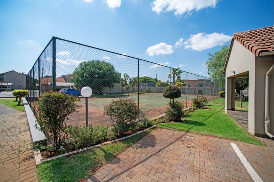 2 Bedroom Property for Sale in Bedfordview Gauteng
