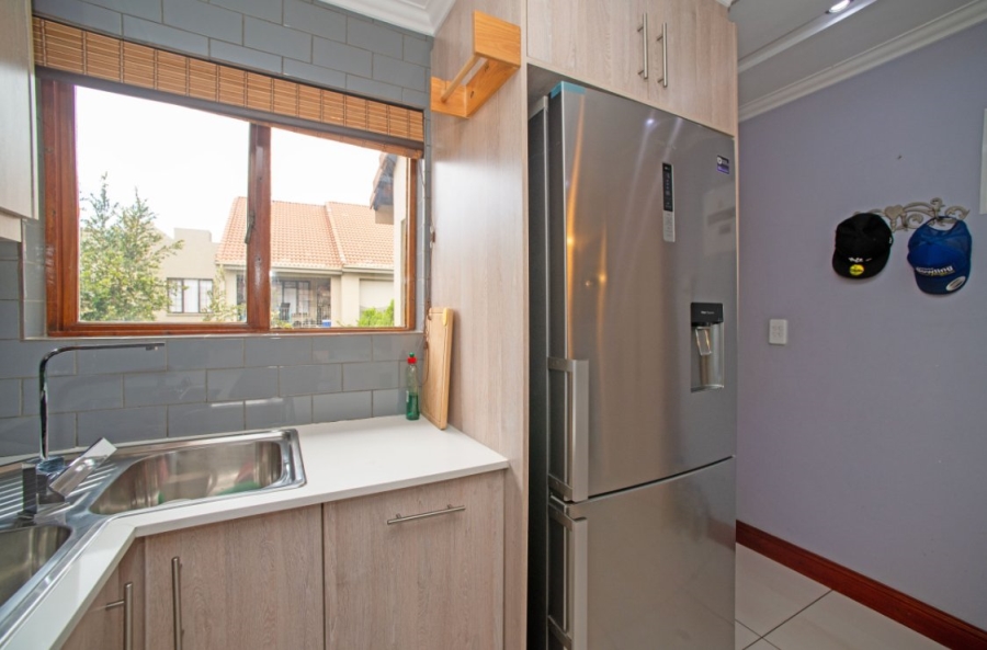 2 Bedroom Property for Sale in Bedfordview Gauteng