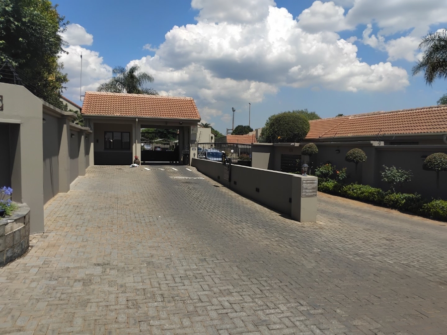 2 Bedroom Property for Sale in Bedfordview Gauteng