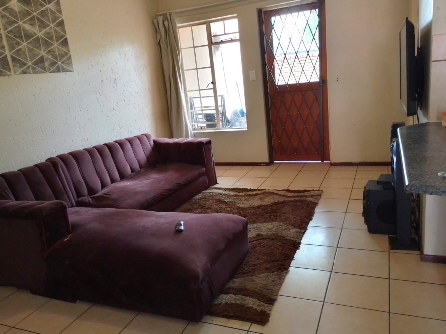 2 Bedroom Property for Sale in Comet Gauteng