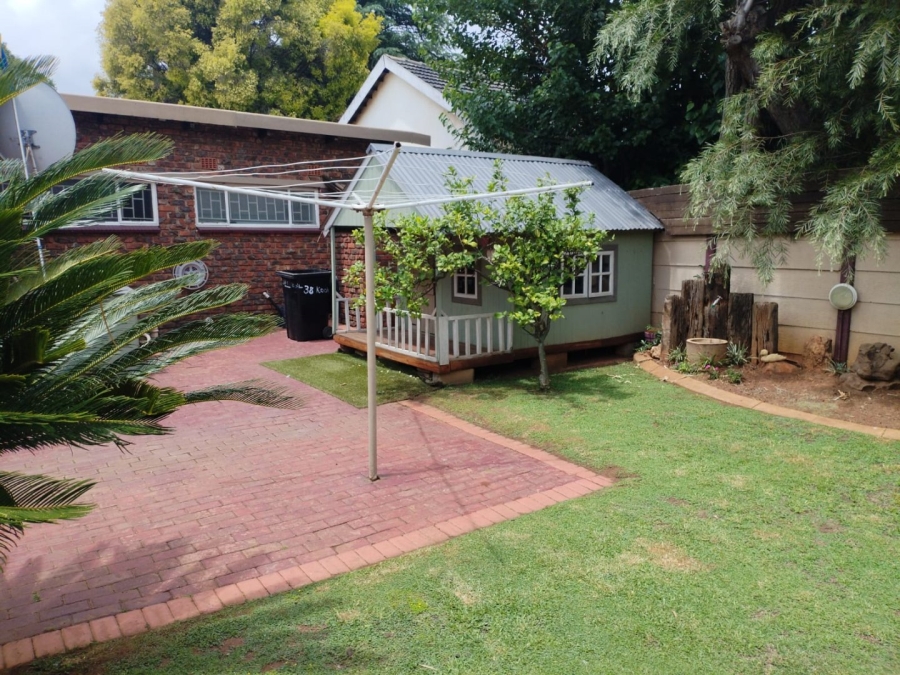 4 Bedroom Property for Sale in Petersfield Gauteng