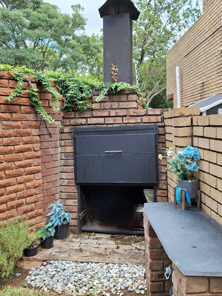 3 Bedroom Property for Sale in Wapadrand Gauteng