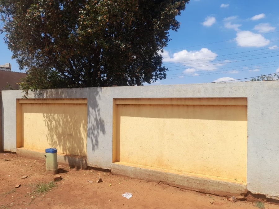 2 Bedroom Property for Sale in Soshanguve XX Gauteng