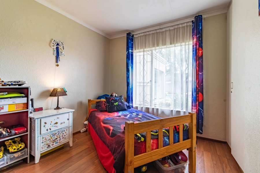 5 Bedroom Property for Sale in Eden Glen Gauteng