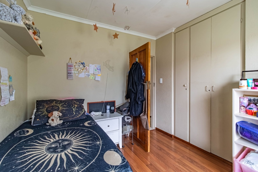 5 Bedroom Property for Sale in Eden Glen Gauteng