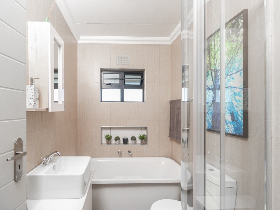 3 Bedroom Property for Sale in Roodepark Eco Estate Gauteng