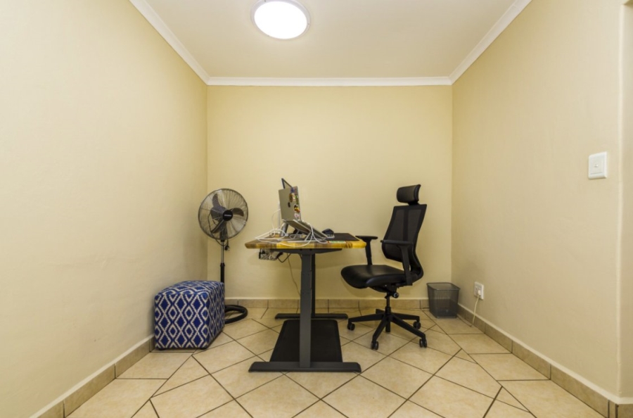 5 Bedroom Property for Sale in Edendale Gauteng