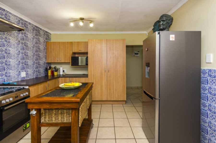 5 Bedroom Property for Sale in Edendale Gauteng