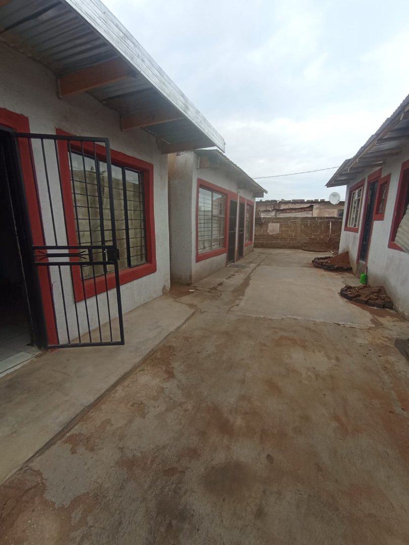 8 Bedroom Property for Sale in Soshanguve T Gauteng