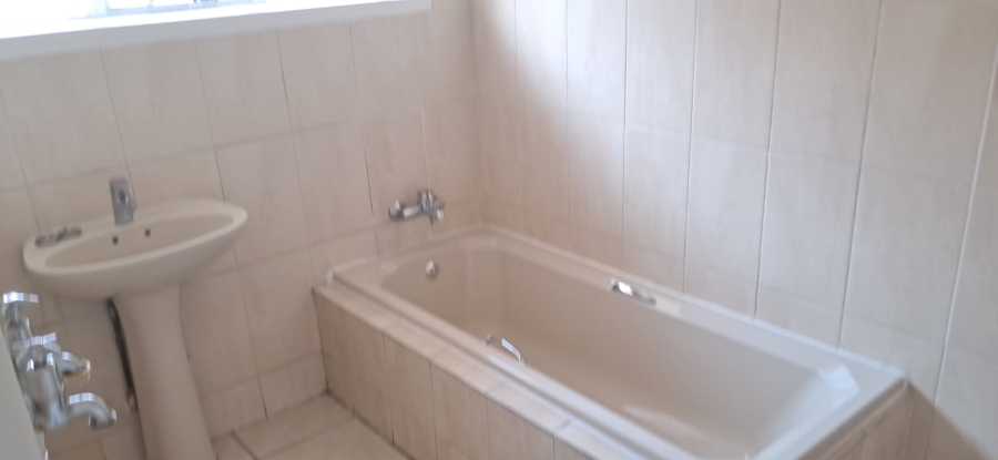 2 Bedroom Property for Sale in Witfield Gauteng