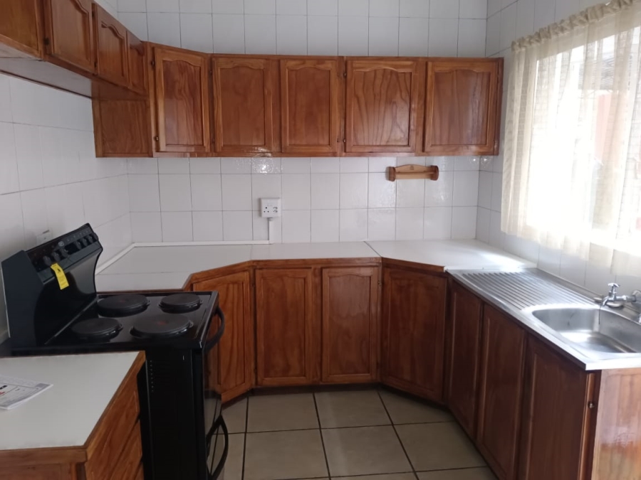 2 Bedroom Property for Sale in Witfield Gauteng