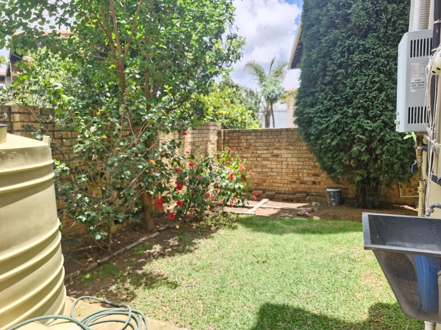 3 Bedroom Property for Sale in Carlswald North Estate Gauteng