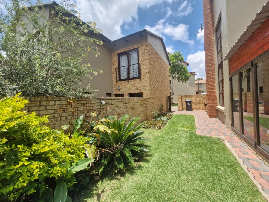 3 Bedroom Property for Sale in Carlswald North Estate Gauteng