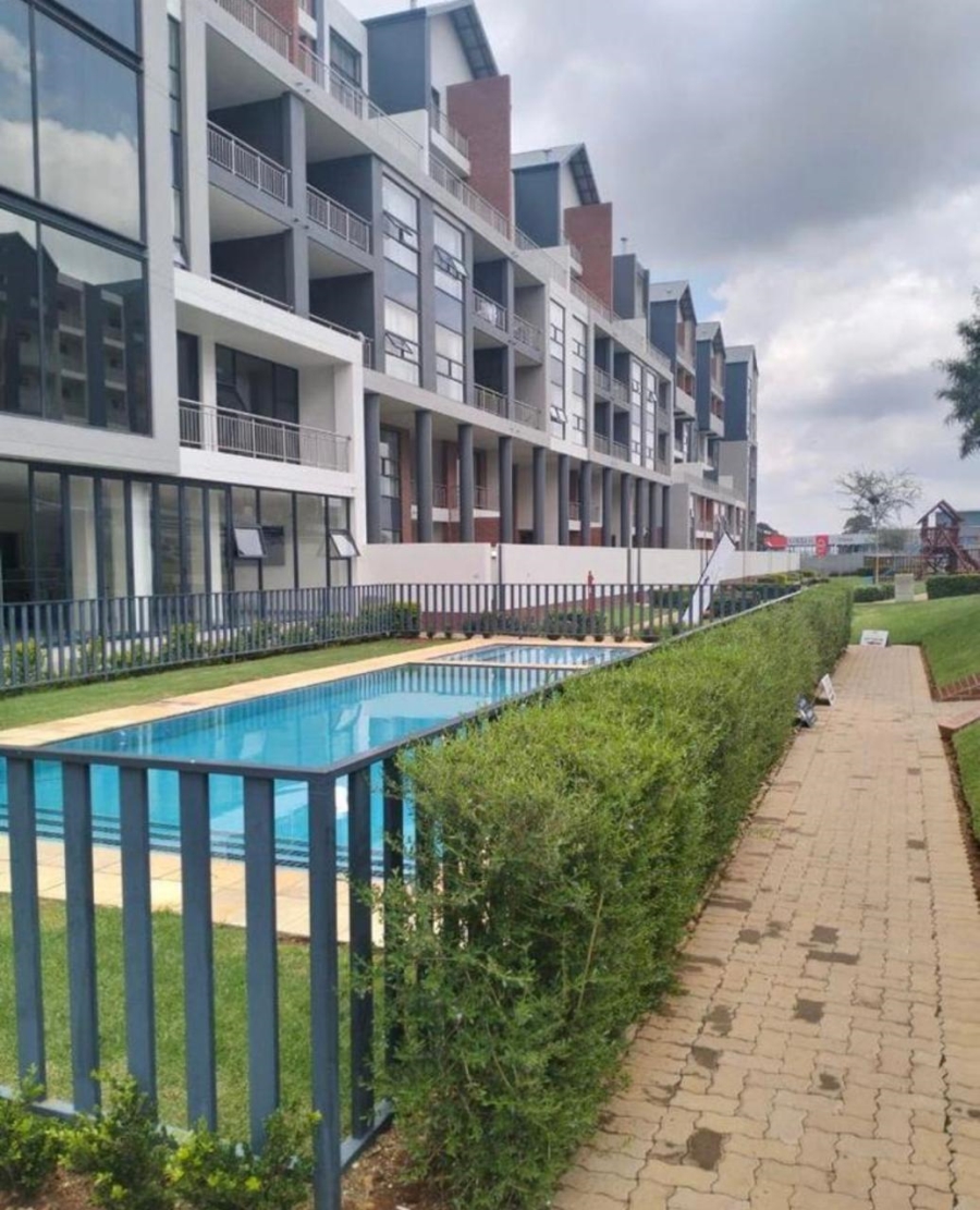 To Let 1 Bedroom Property for Rent in Greenstone Hill Gauteng