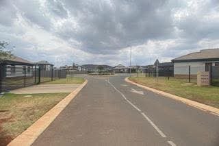 4 Bedroom Property for Sale in Lotus Gardens Gauteng