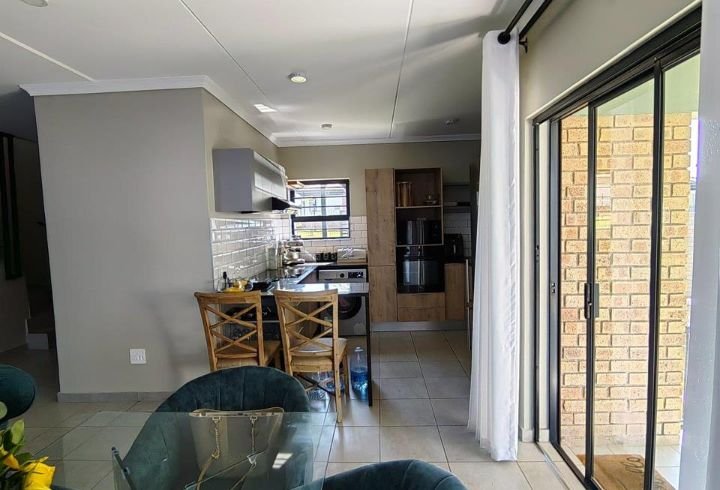 4 Bedroom Property for Sale in Lotus Gardens Gauteng