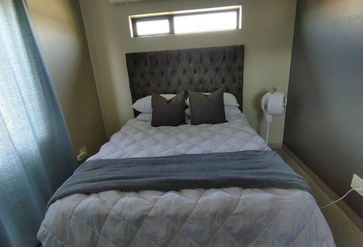 4 Bedroom Property for Sale in Lotus Gardens Gauteng