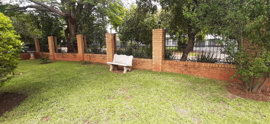 4 Bedroom Property for Sale in Sinoville Gauteng