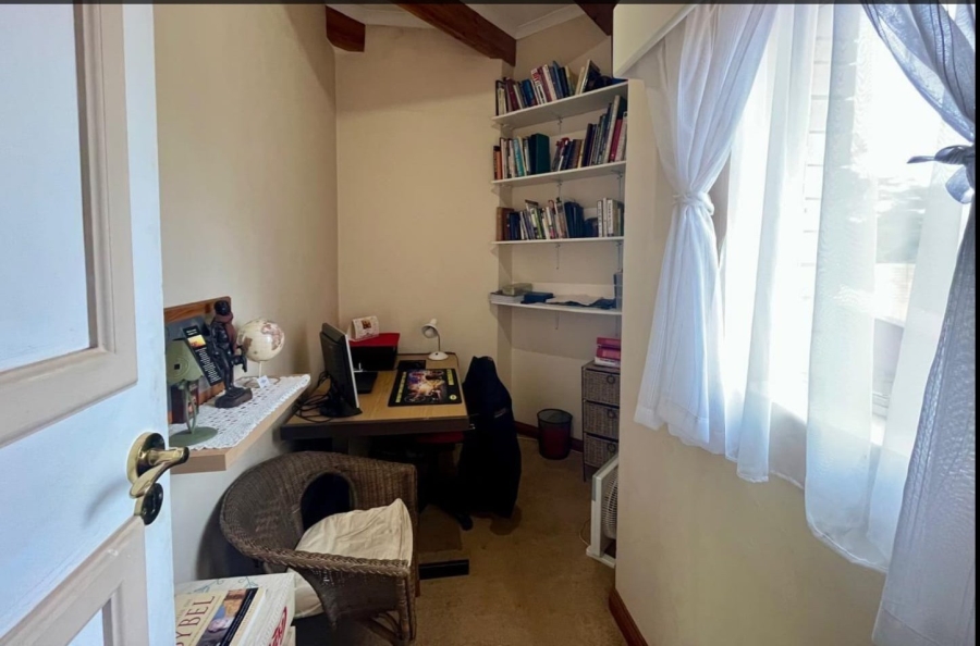 4 Bedroom Property for Sale in Sinoville Gauteng