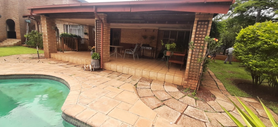 4 Bedroom Property for Sale in Sinoville Gauteng
