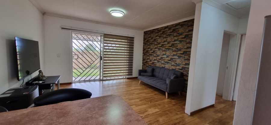 2 Bedroom Property for Sale in Honeydew Ridge Gauteng