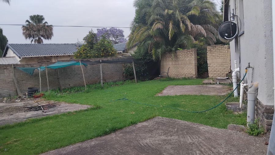 3 Bedroom Property for Sale in Glen Marais Gauteng