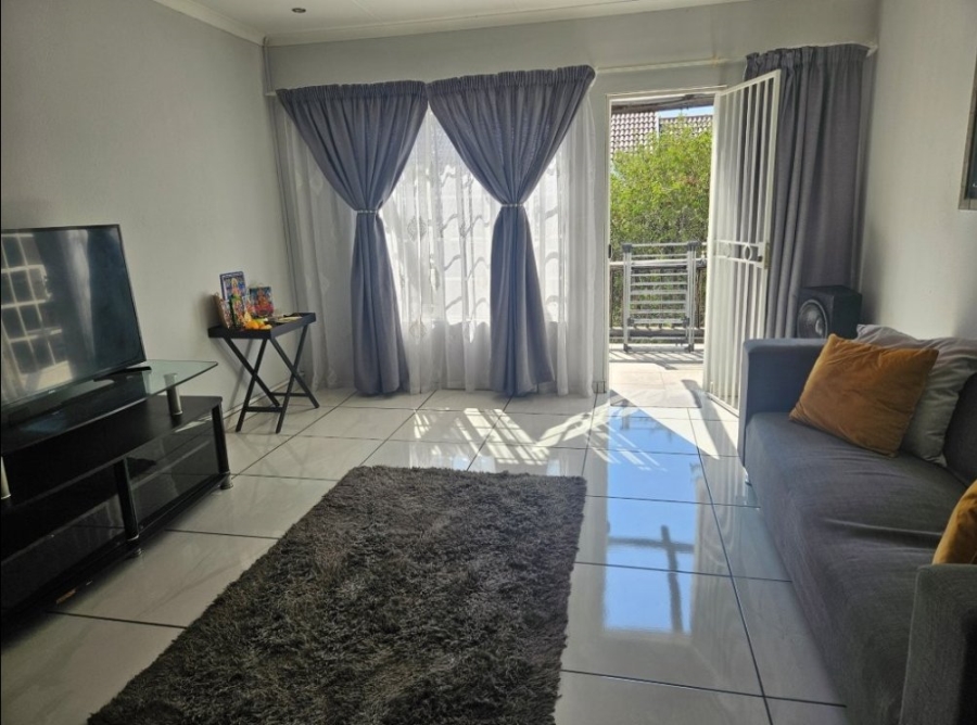 2 Bedroom Property for Sale in Eden Glen Gauteng