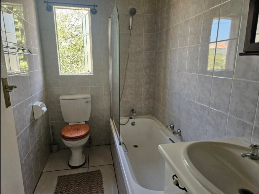 2 Bedroom Property for Sale in Eden Glen Gauteng