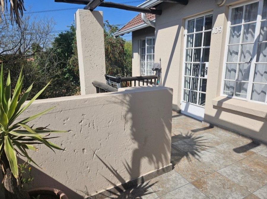 2 Bedroom Property for Sale in Eden Glen Gauteng