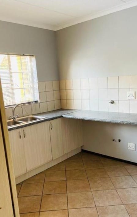 To Let 3 Bedroom Property for Rent in Terenure Gauteng