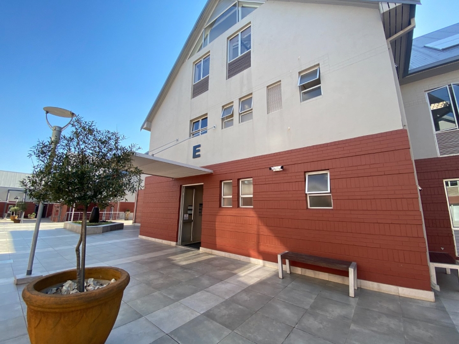 To Let commercial Property for Rent in Faerie Glen Gauteng