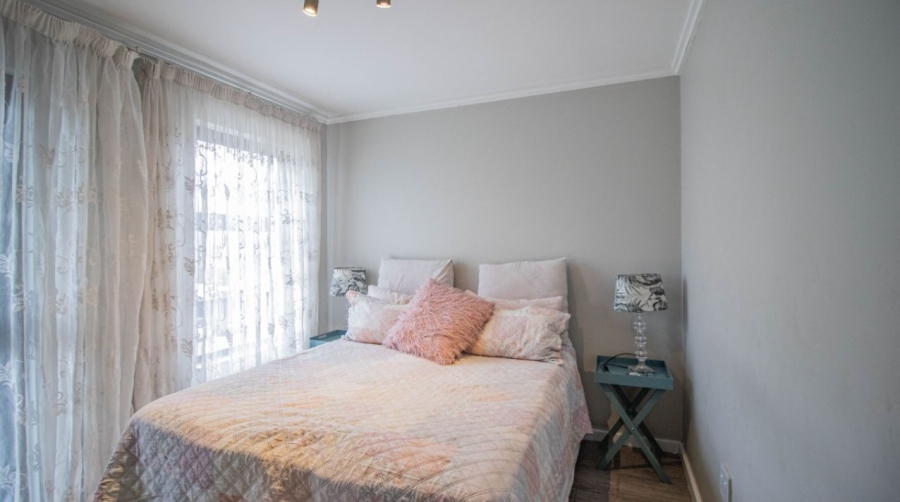 3 Bedroom Property for Sale in Sebenza Gauteng