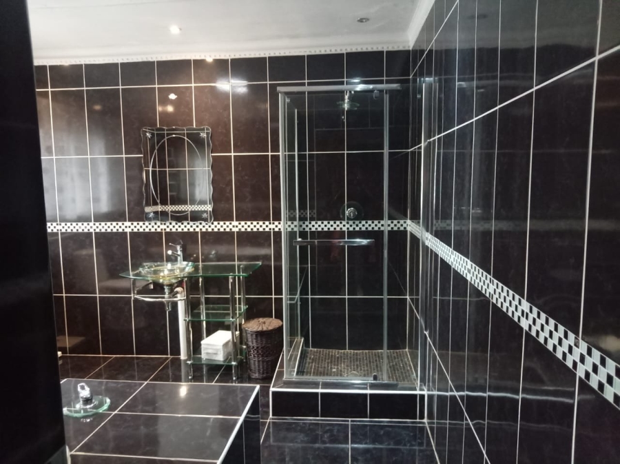 4 Bedroom Property for Sale in Delmore Park Gauteng