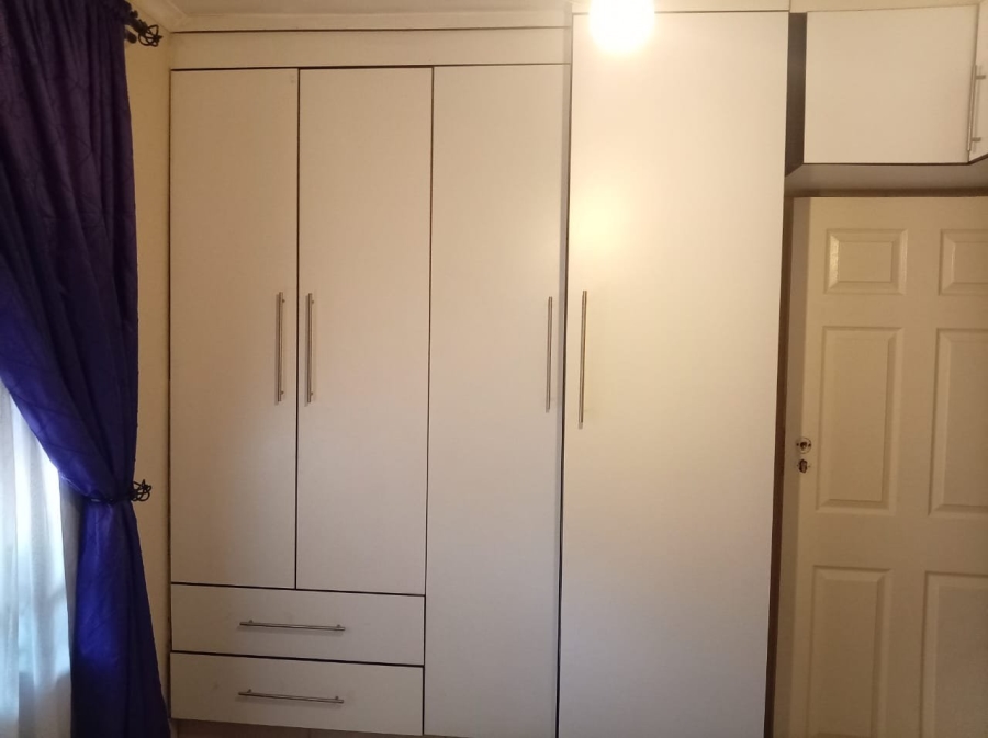 4 Bedroom Property for Sale in Delmore Park Gauteng