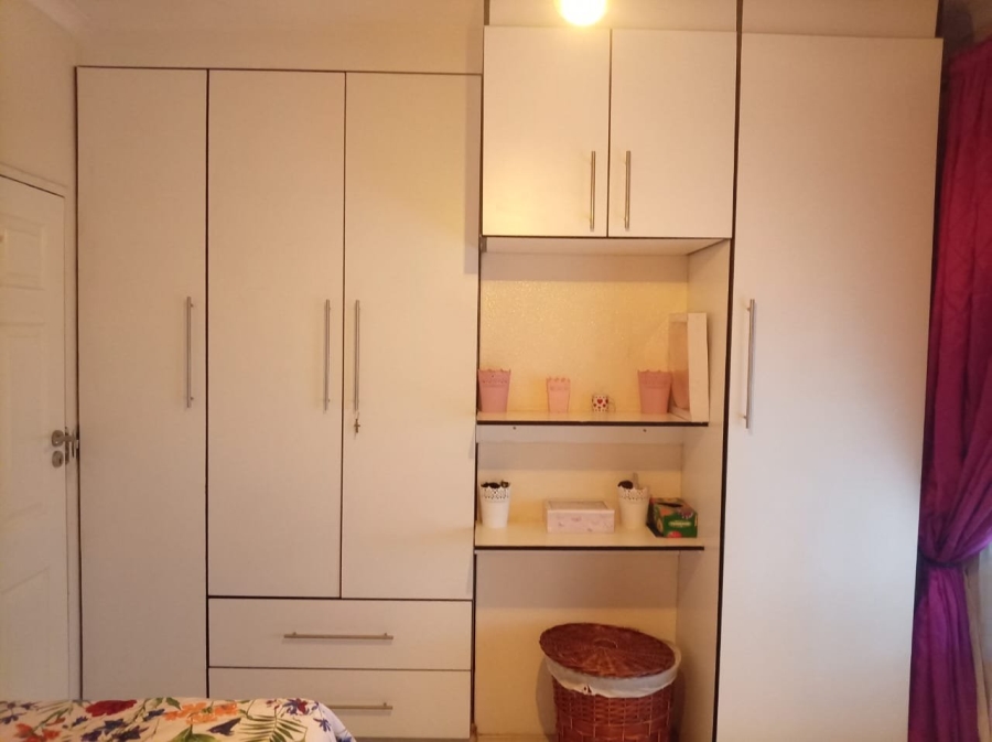 4 Bedroom Property for Sale in Delmore Park Gauteng