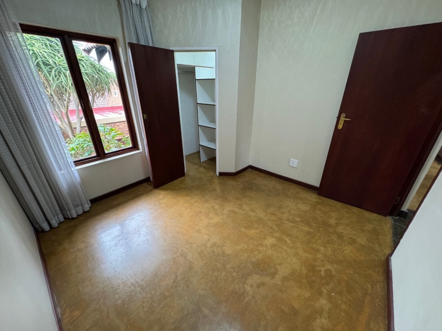 2 Bedroom Property for Sale in Glen Marais Gauteng