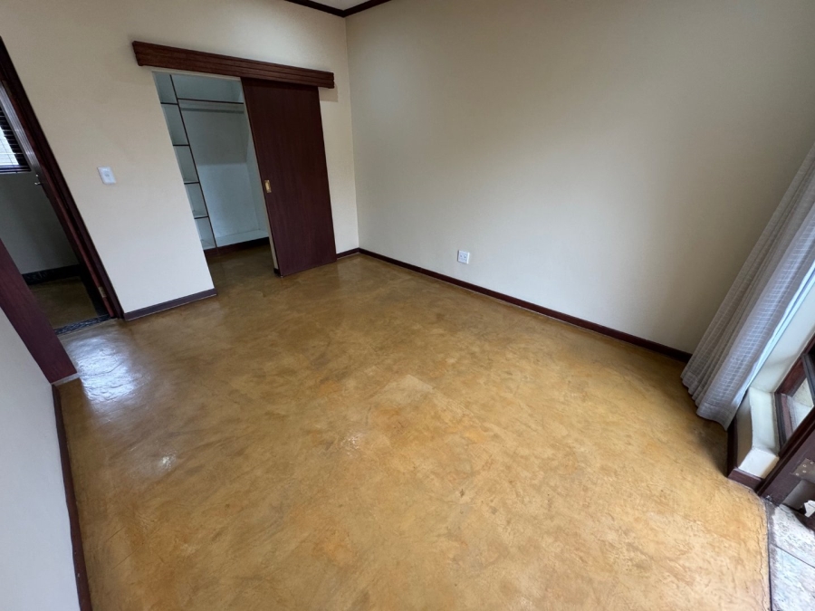 2 Bedroom Property for Sale in Glen Marais Gauteng