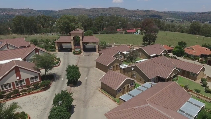 2 Bedroom Property for Sale in Wilgeheuwel Gauteng