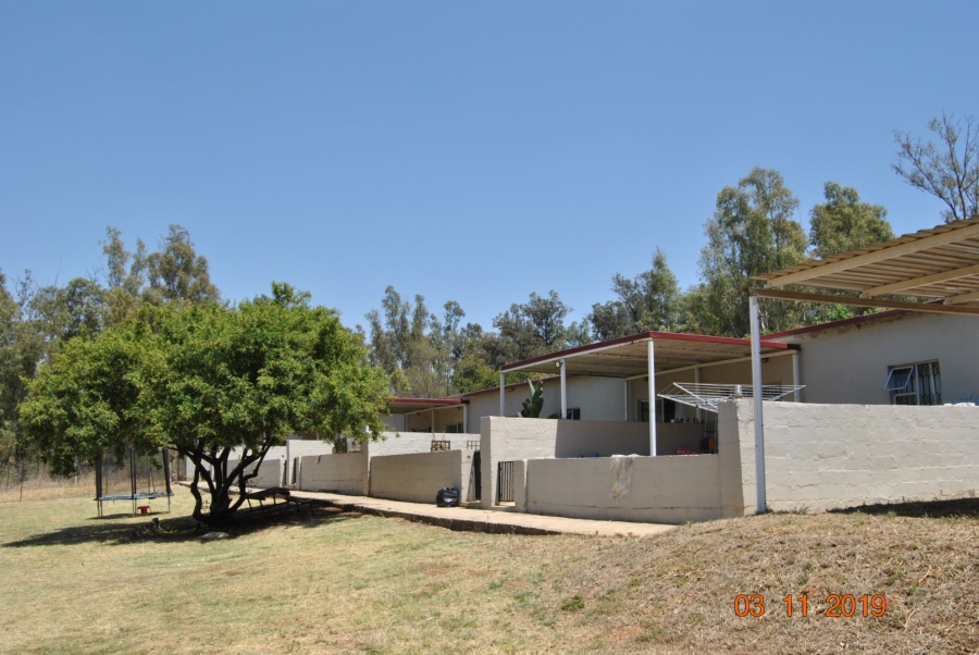 Commercial Property for Sale in Zwartkops Gauteng