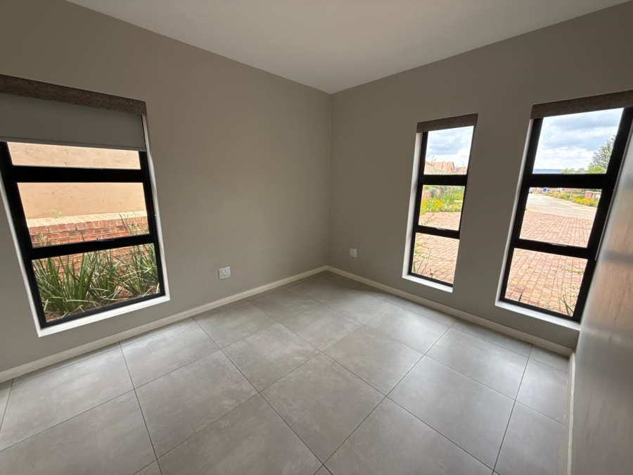 4 Bedroom Property for Sale in Avianto Estates Gauteng